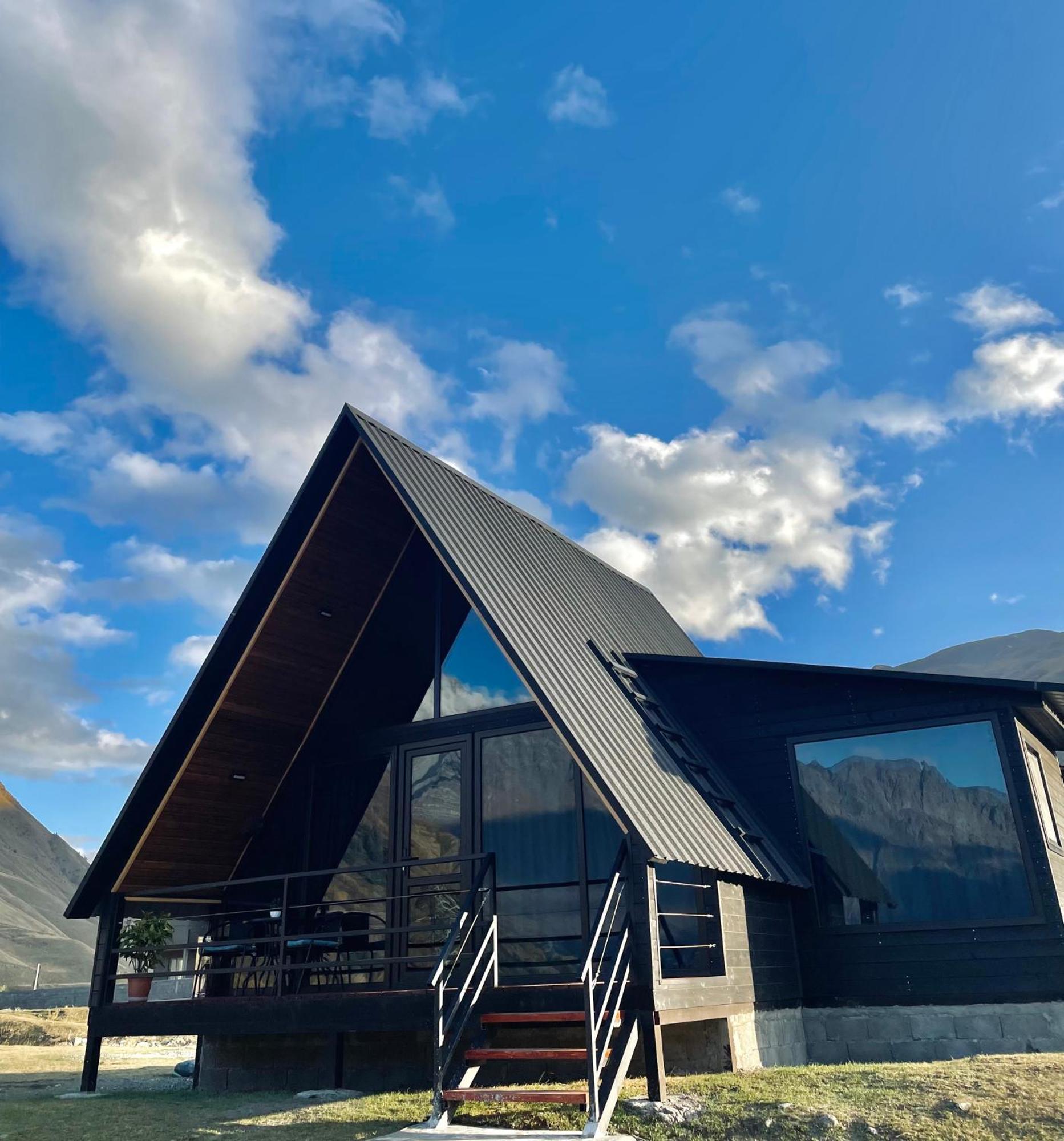 Вилла Wildwood Kazbegi Экстерьер фото